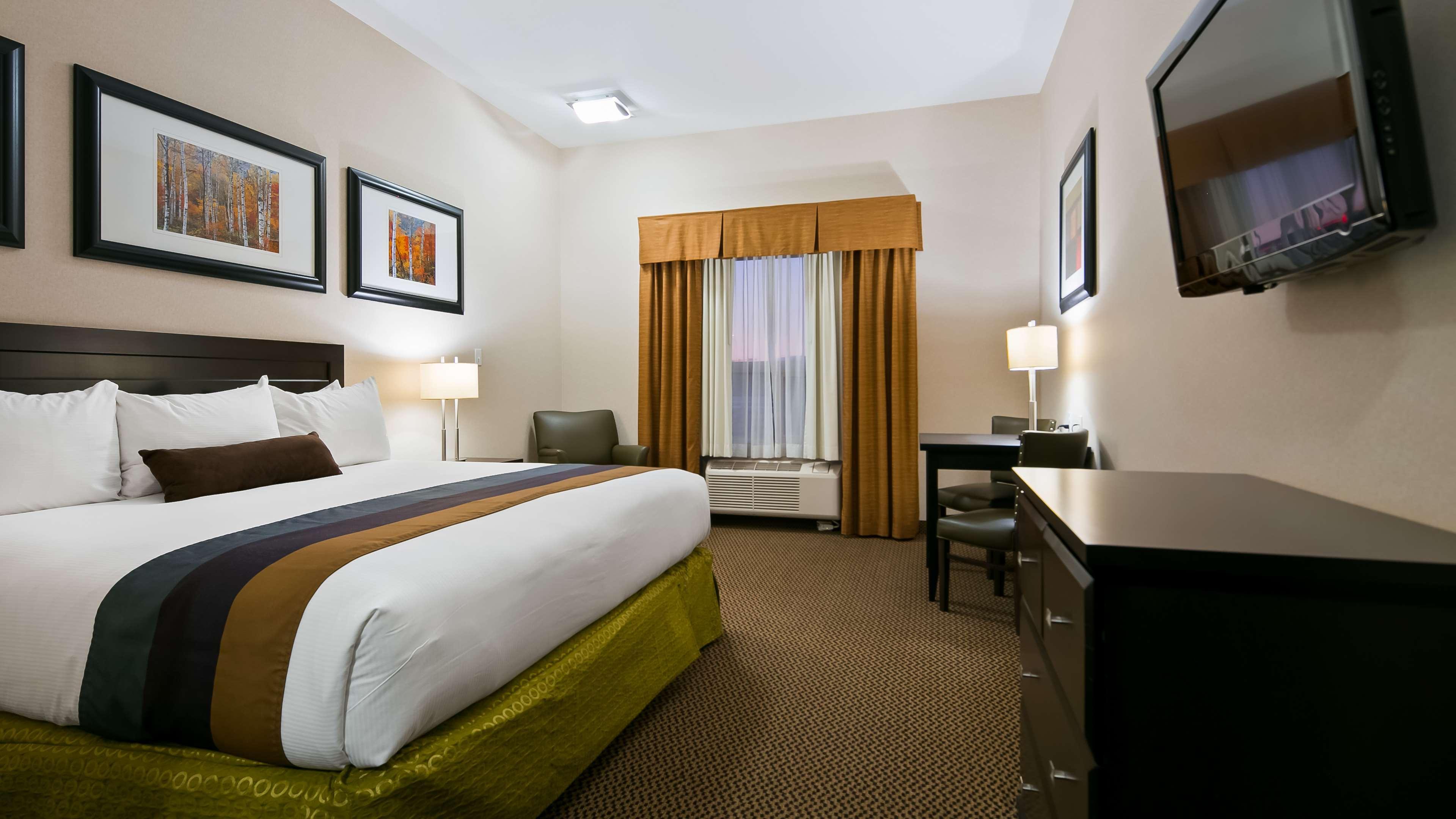 Best Western Wainwright Inn & Suites Exteriör bild
