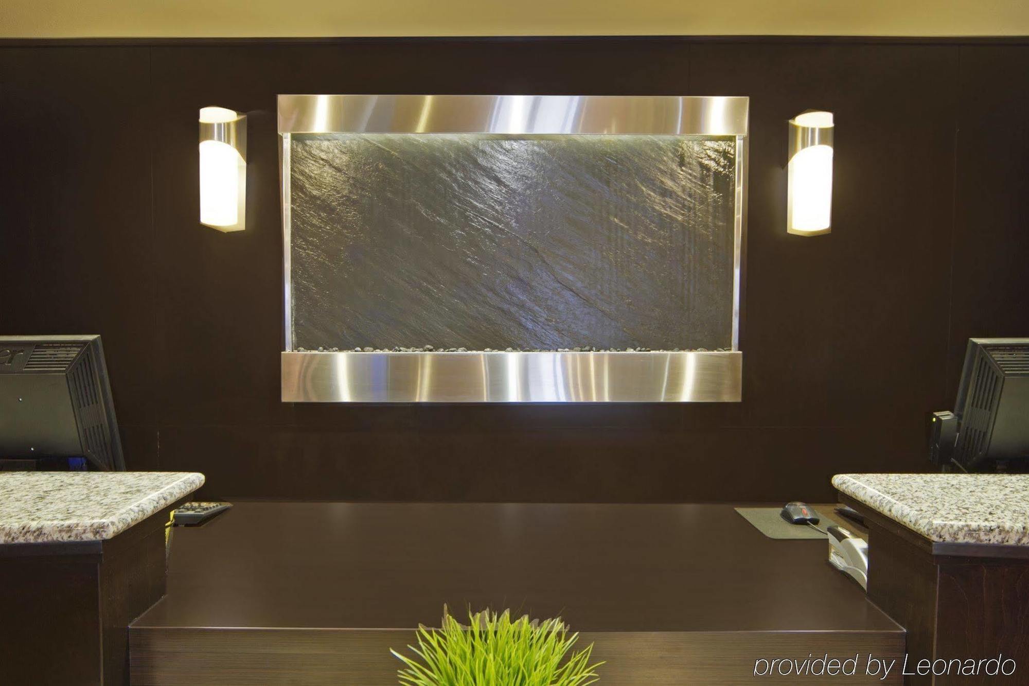 Best Western Wainwright Inn & Suites Exteriör bild