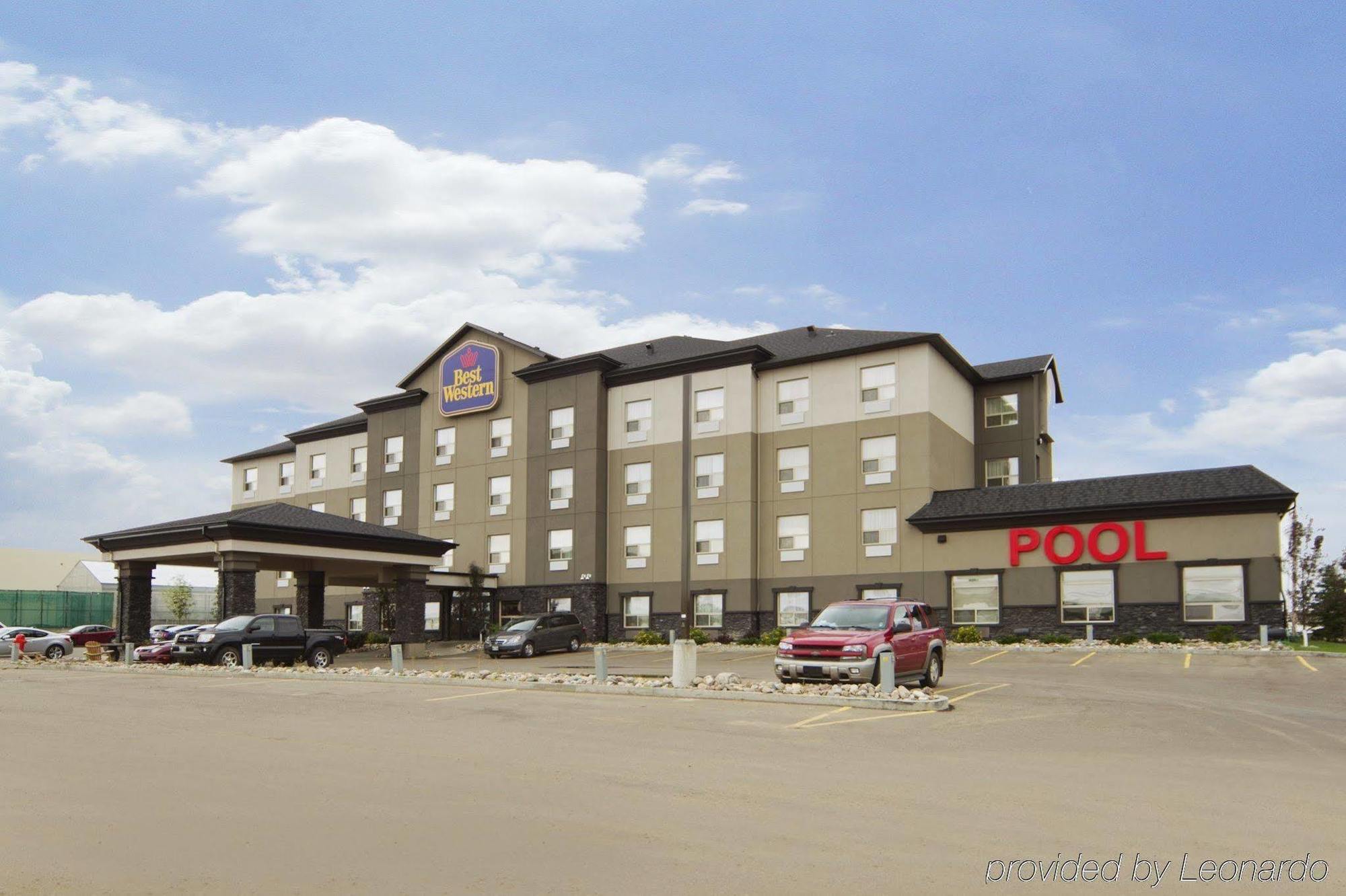 Best Western Wainwright Inn & Suites Exteriör bild