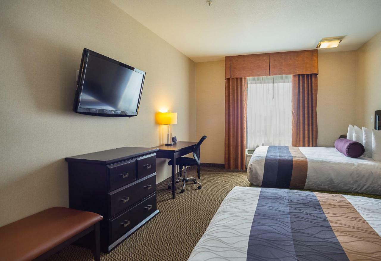 Best Western Wainwright Inn & Suites Exteriör bild